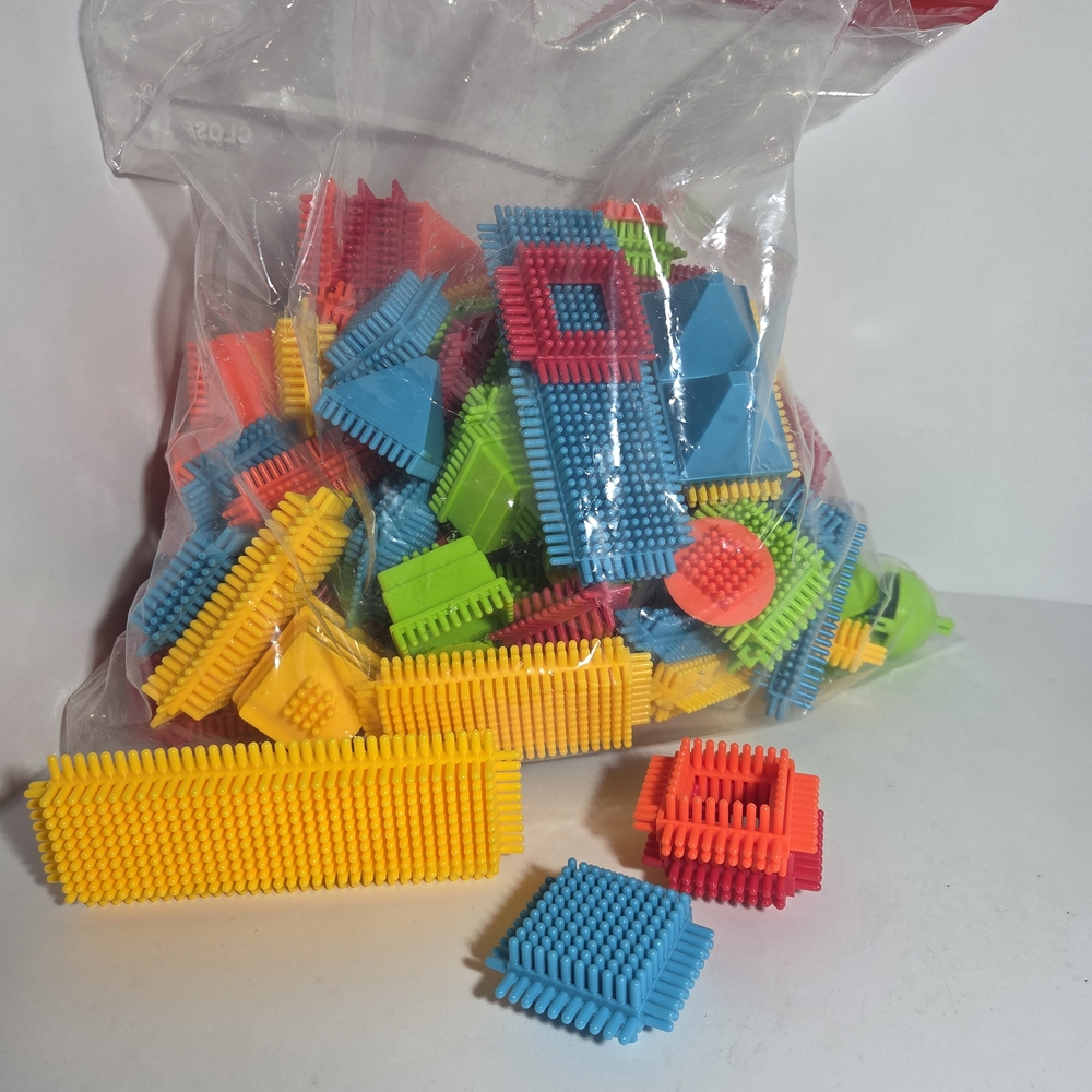VTG Playskool Bristle Blocks Lot - Huge Assortment with Eyes, Wheels & Shape
